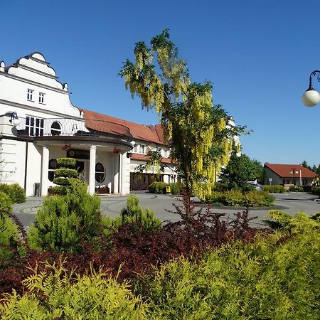 Ślesin Hotel Wityng מראה חיצוני תמונה