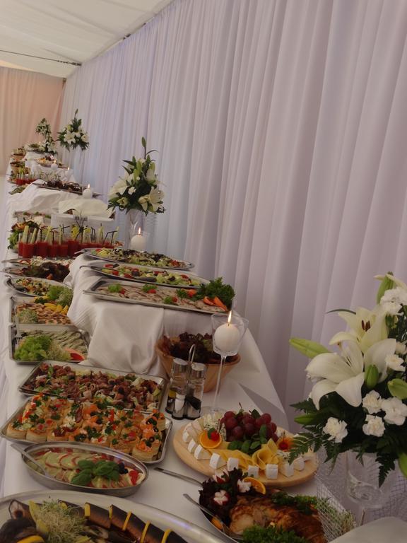Ślesin Hotel Wityng מראה חיצוני תמונה